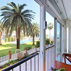 Apartment 2 Bedroom In With Pool And Seaview, Nerja