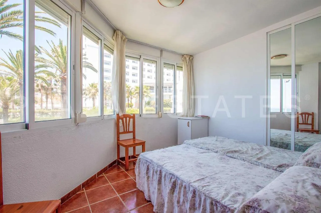 Apartamento En Edificio Torresol, 1ª Linea De Playa En Nerja Apartment